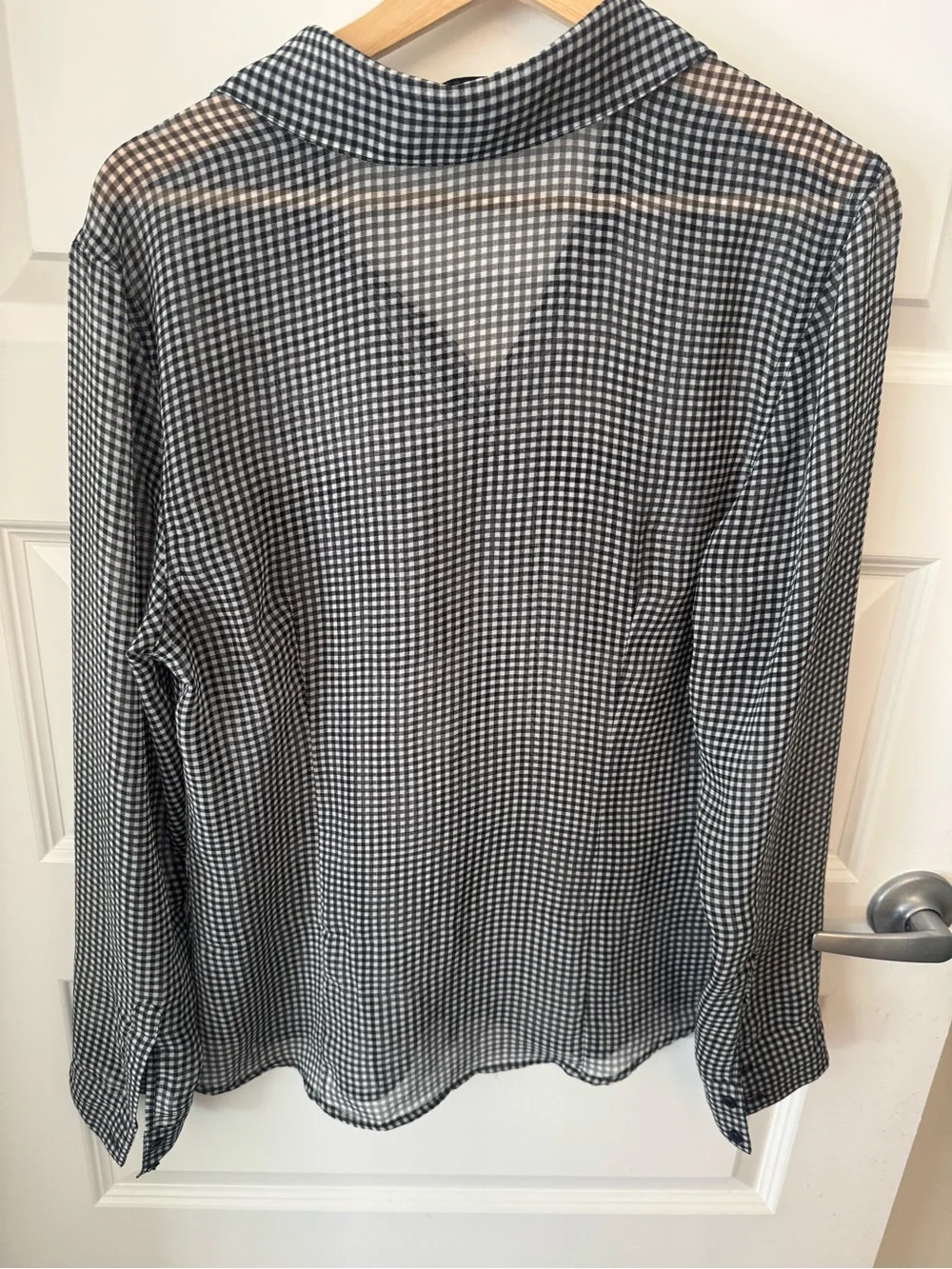 Guess Gingham Button down top - Picture 2 of 2